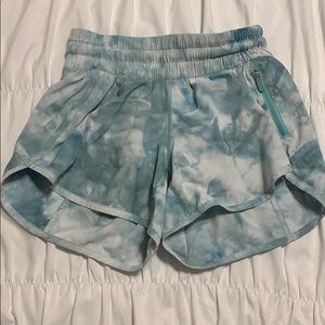 Lululemon shorts!